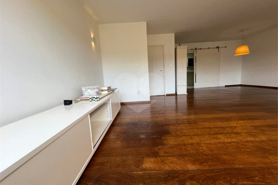 Apartamento à venda com 3 quartos, sendo 1 suíte, em Tremembé, São Paulo, SP