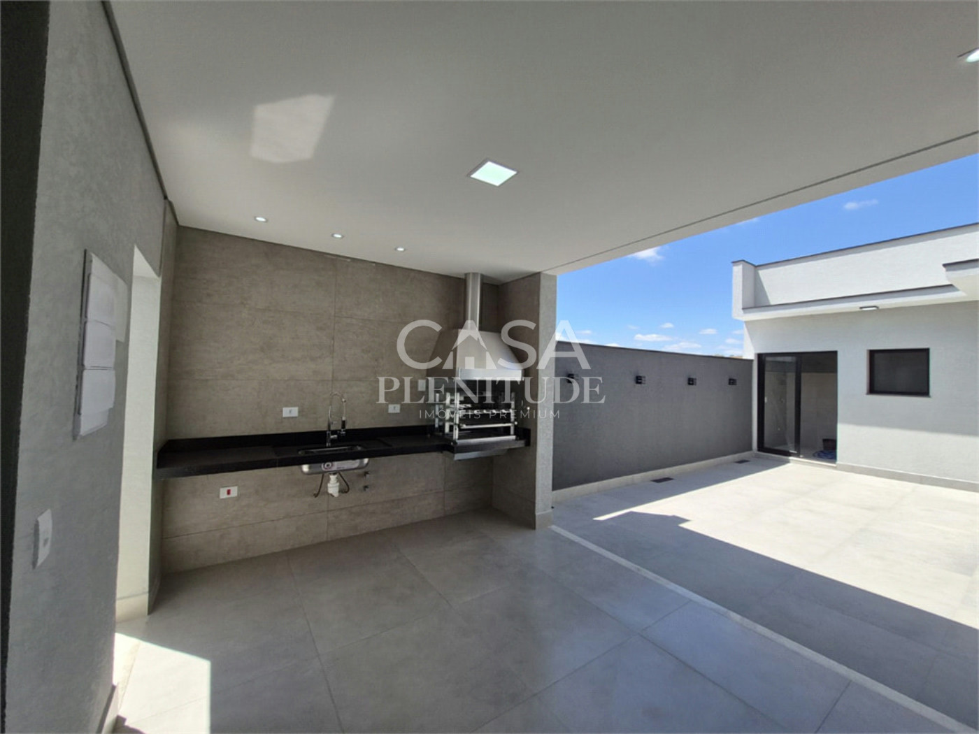 Casa em condomínio à venda com 3 quartos, sendo 2 suítes,  em Jardim Villagio Milano, Sorocaba, SP