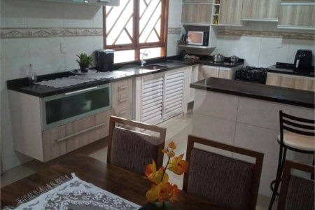 Casa à venda com 3 quartos em Sítio São José, Suzano, SP