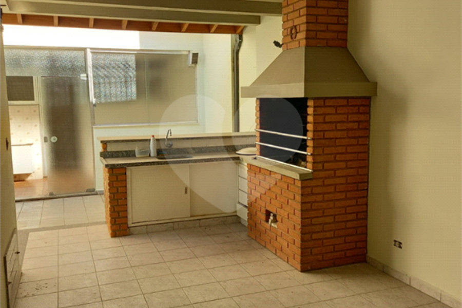 Sobrado à venda com 5 quartos, sendo 2 suítes,  em Tremembé, São Paulo, SP