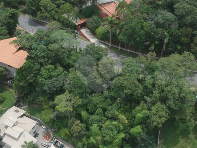 Casa à venda com 3 suítes no condomínio Alpes da Cantareira, Mairiporã - SP