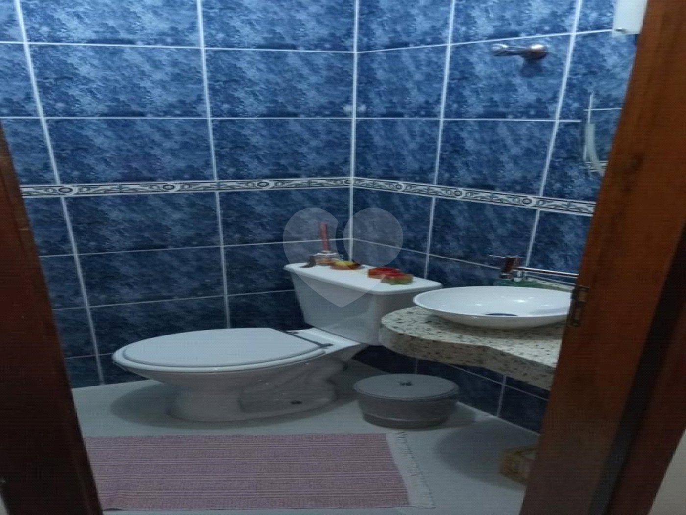 Casa à venda com 3 quartos, sendo 1 suíte, no condomínio Alcides Moreira, São Paulo - SP