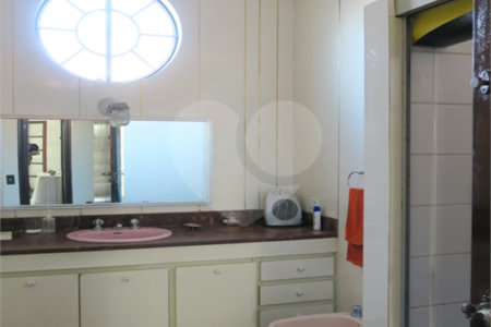 Casa à venda com 5 quartos, sendo 1 suíte, em Jardim Guedala, São Paulo, SP