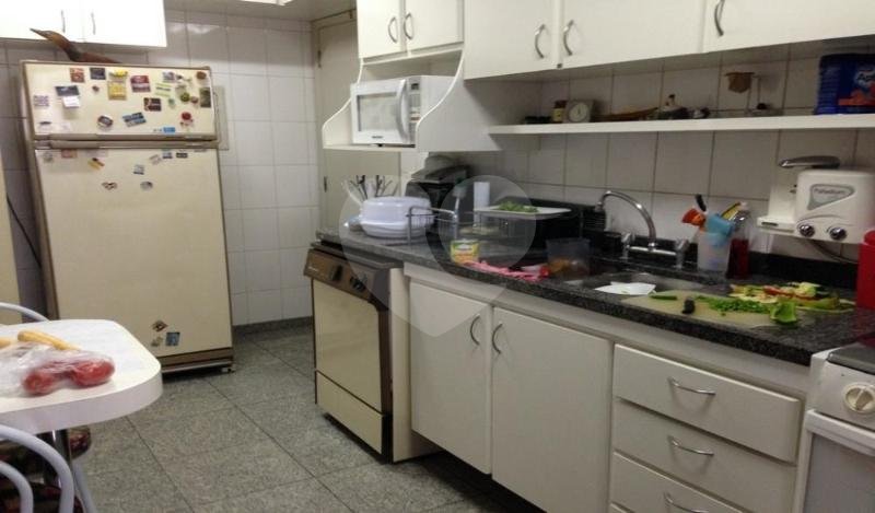 Apartamento à venda com 3 quartos, sendo 2 suítes, em Brooklin, São Paulo, SP