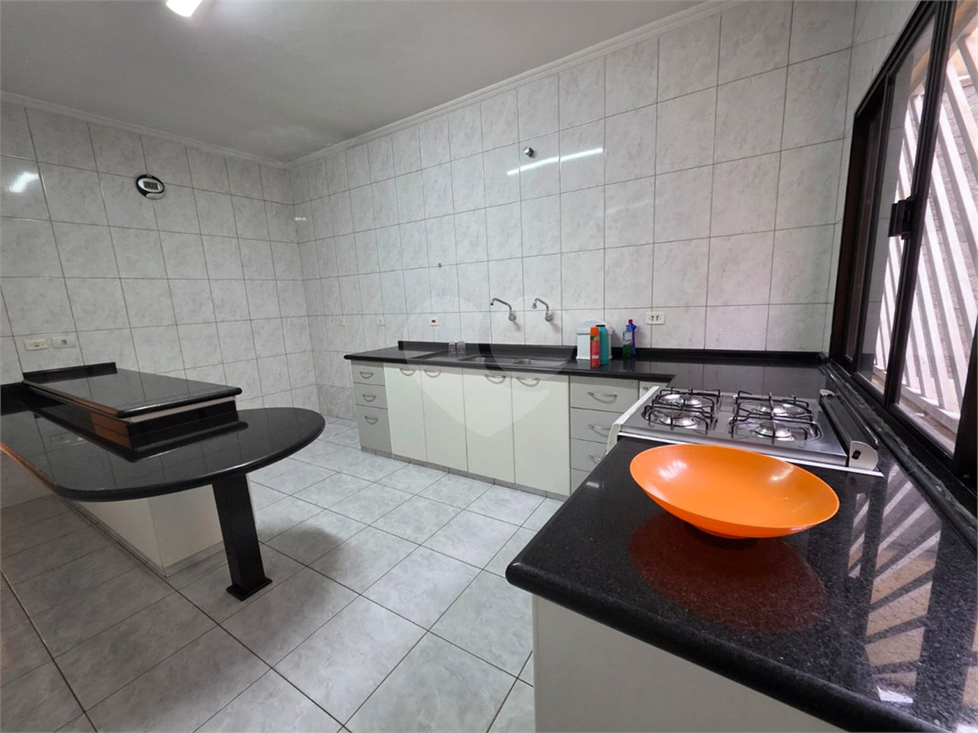 Sobrado à venda com 3 quartos em Vila Rica, São Paulo, SP