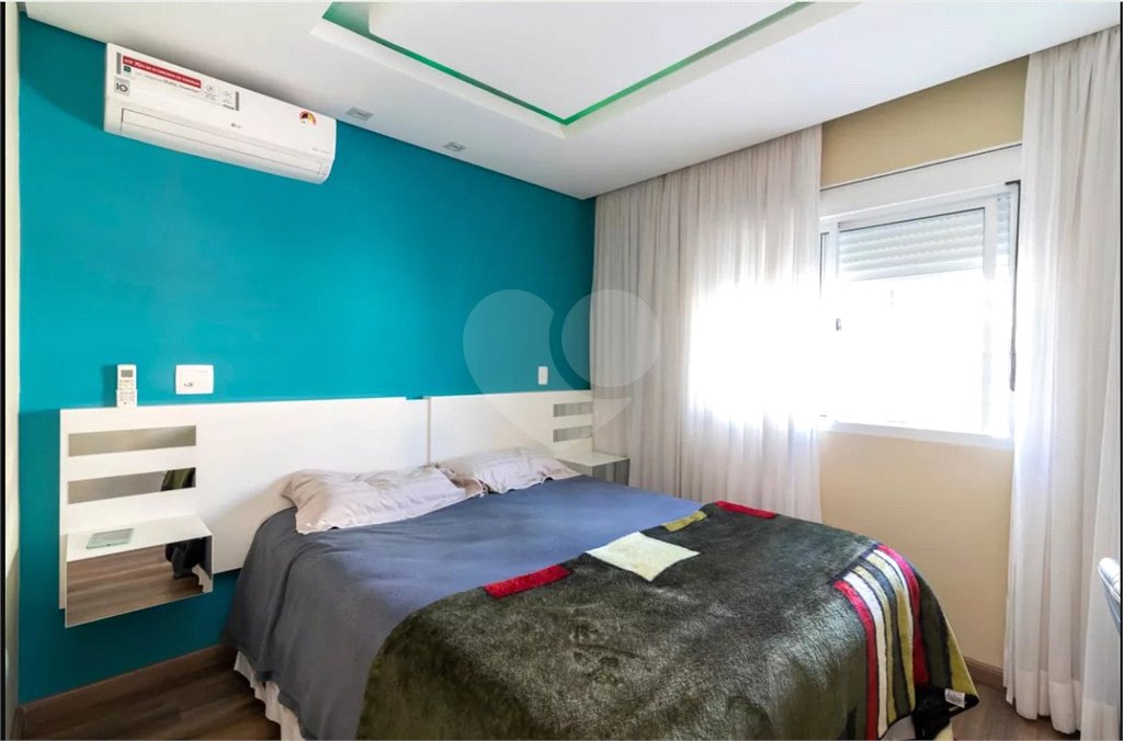 Sobrado à venda com 4 quartos, sendo 3 suítes,  em Vila Dom Pedro II, São Paulo, SP