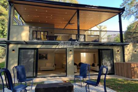Casa à venda ou para alugar com 3 suítes no condomínio Estância Parque Atibaia, Atibaia - SP