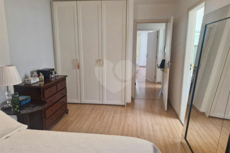 Casa à venda com 3 quartos, sendo 1 suíte, em Chácara Monte Alegre, São Paulo, SP