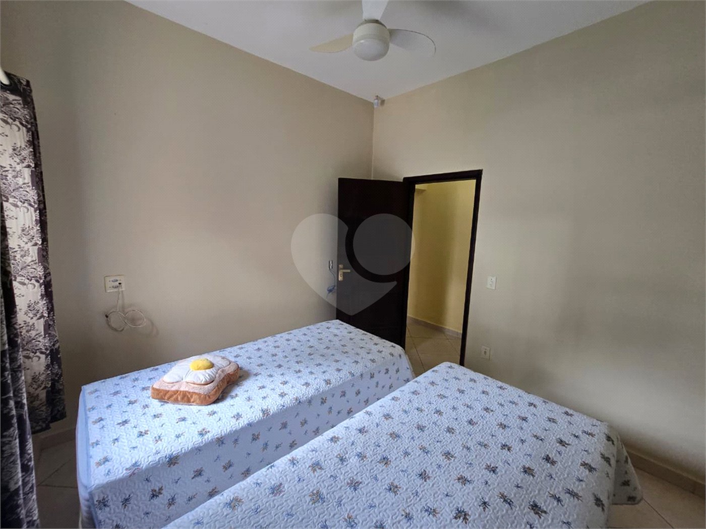 Chácara à venda com 3 quartos, sendo 1 suíte, em Cercadinho, Alambari, SP