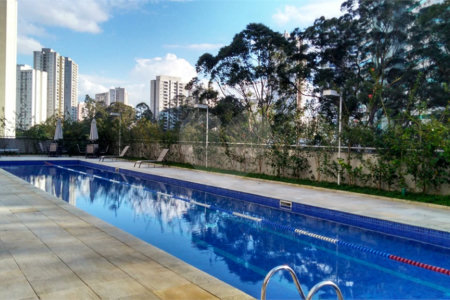 Apartamento à venda com 3 suítes em Jardim Londrina, São Paulo, SP