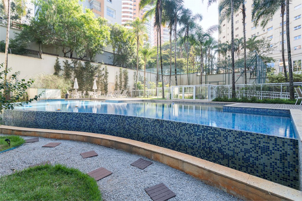 Apartamento à venda com 4 suítes em Panamby, São Paulo, SP