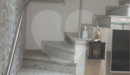 Casa à venda com 2 suítes no condomínio Lauro Korte, São Paulo - SP