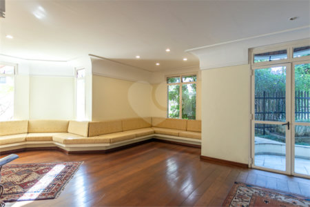 Apartamento à venda com 4 quartos, sendo 2 suítes, em Brooklin, São Paulo, SP