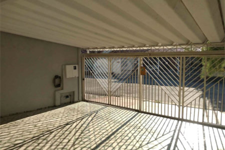Casa à venda com 3 quartos em Jardim Santa Maria, Jacareí, SP