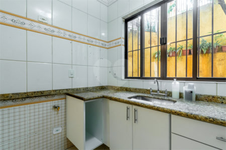 Casa à venda com 3 quartos, sendo 1 suíte, em São Judas, São Paulo, SP