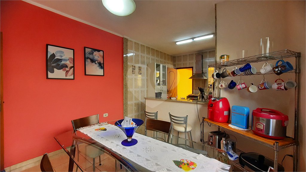 Sobrado à venda com 3 quartos, sendo 1 suíte, em Jardim Marajoara, São Paulo, SP