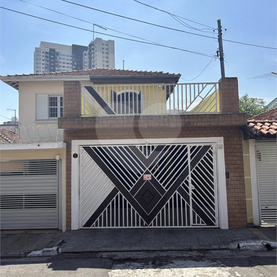 Sobrado à venda com 3 quartos em Jardim Santo Antoninho, São Paulo, SP