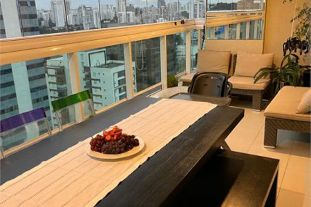 Apartamento à venda com 3 suítes em Vila Gertrudes, São Paulo, SP