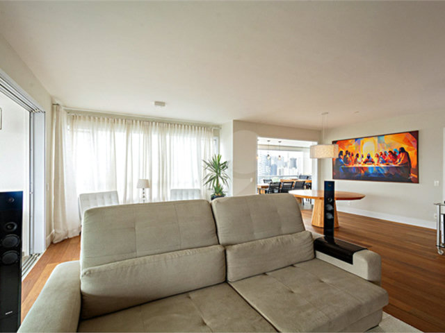 Apartamento à venda com 4 suítes em Brooklin, São Paulo, SP
