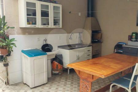 Casa à venda com 3 quartos em Vila Industrial, São José dos Campos, SP