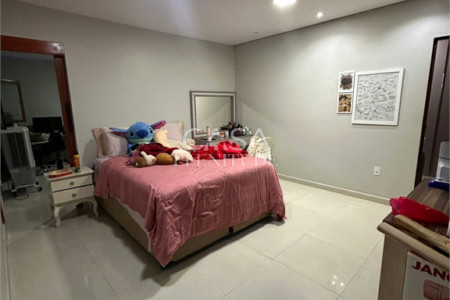 Chácara à venda com 10 quartos, sendo 8 suítes, em Brigadeiro Tobias, Sorocaba, SP