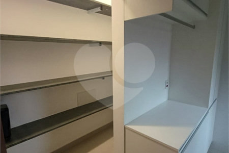 Casa para alugar com 3 quartos, sendo 1 suíte, no condomínio Recanto dos Paturis, Vinhedo - SP