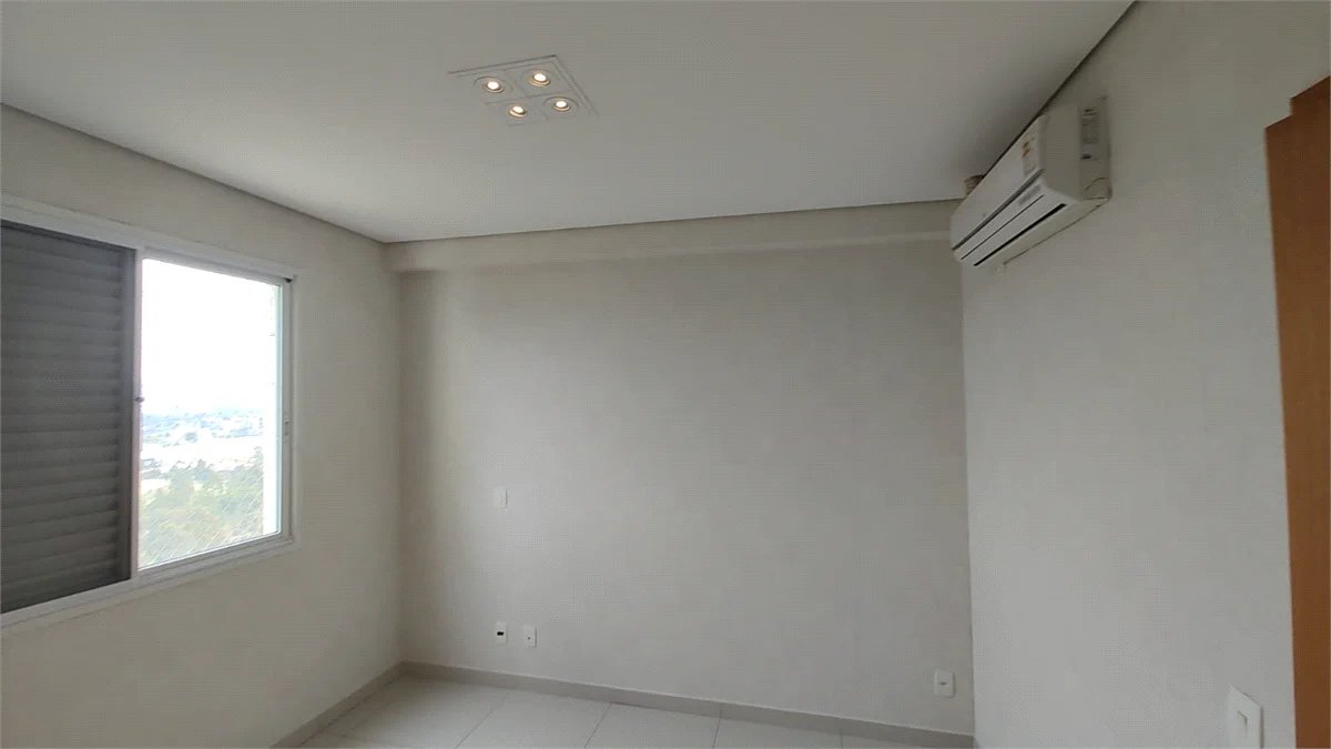 Apartamento para alugar com 3 suítes em Tamboré, Santana de Parnaíba, SP