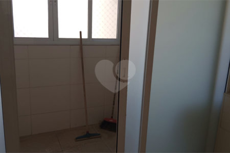 Apartamento à venda com 3 quartos, sendo 1 suíte,  em Picanço, Guarulhos, SP