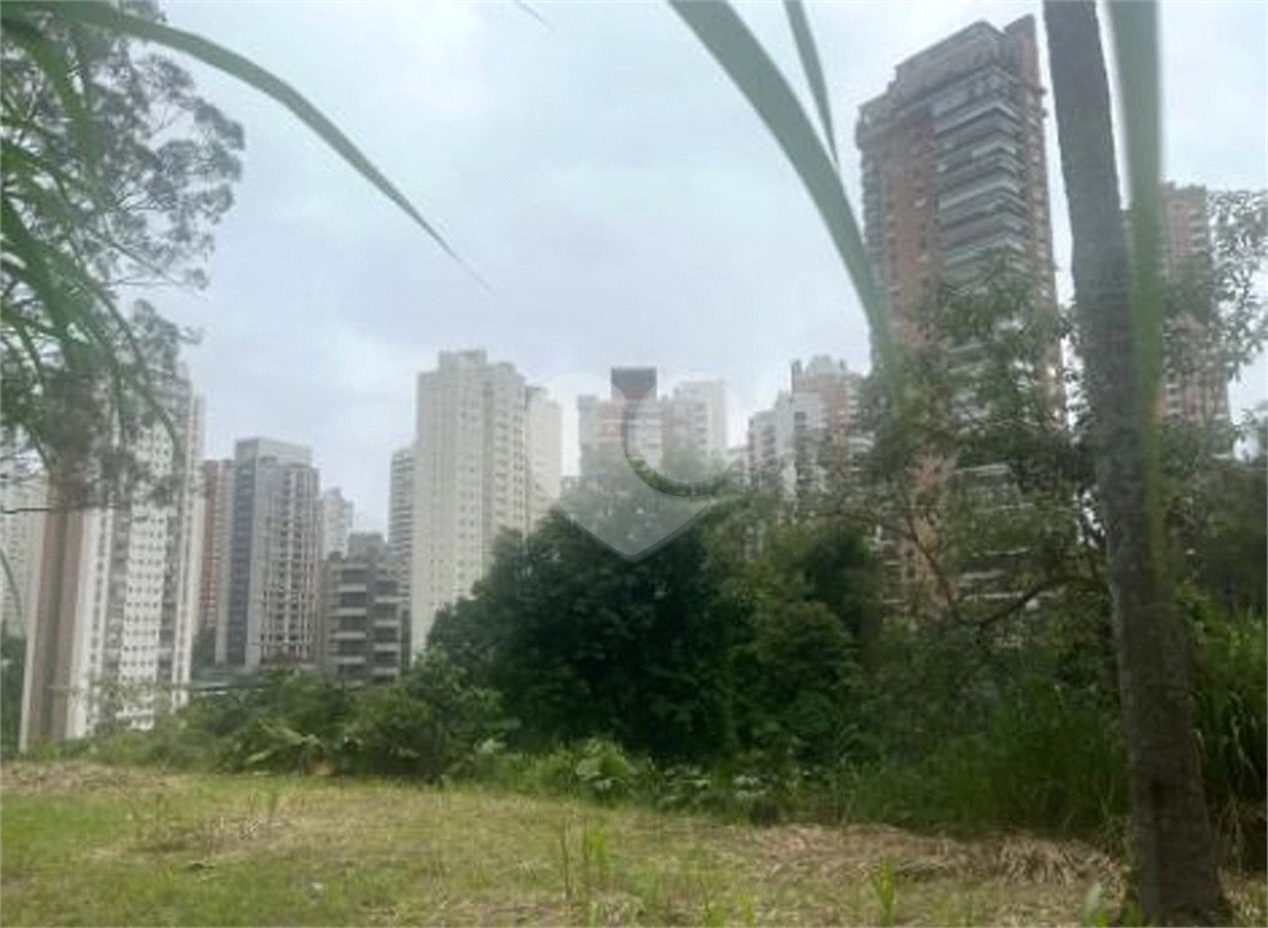 Terreno à venda em Paraíso do Morumbi, São Paulo, SP