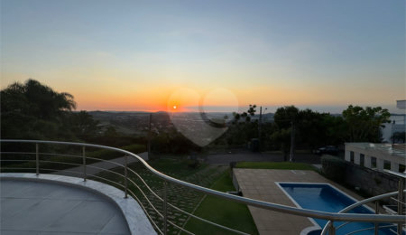 Casa à venda com 4 suítes no condomínio Alpes de Vinhedo, Vinhedo - SP