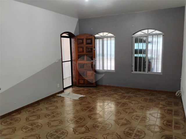 Sobrado à venda com 2 quartos em Parque Edu Chaves, São Paulo, SP