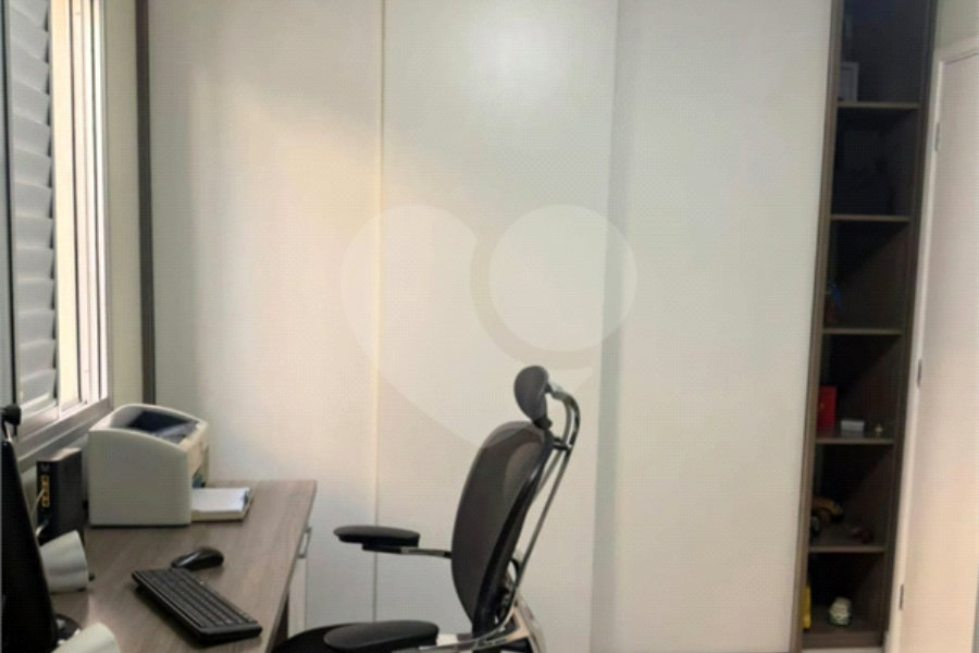 Casa à venda com 3 quartos, sendo 1 suíte, no condomínio Villas de São Francisco, São Paulo - SP