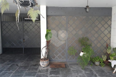 Casa à venda com 5 quartos, sendo 2 suítes,  em Maracanã, Rio de Janeiro, RJ