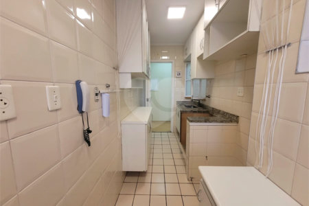 Apartamento para alugar com 3 quartos, sendo 1 suíte,  em Vila Hamburguesa, São Paulo, SP