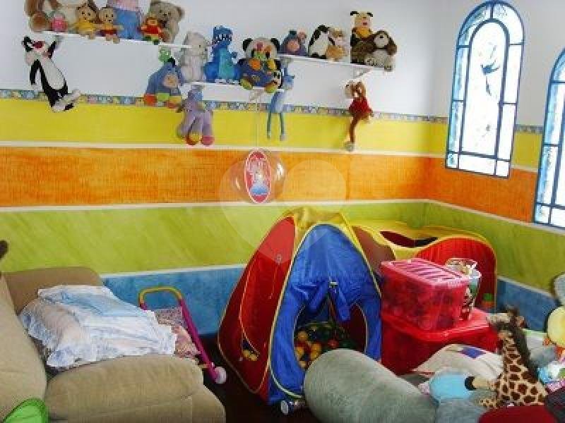 Sobrado à venda com 4 quartos, sendo 1 suíte, em Casa Verde, São Paulo, SP