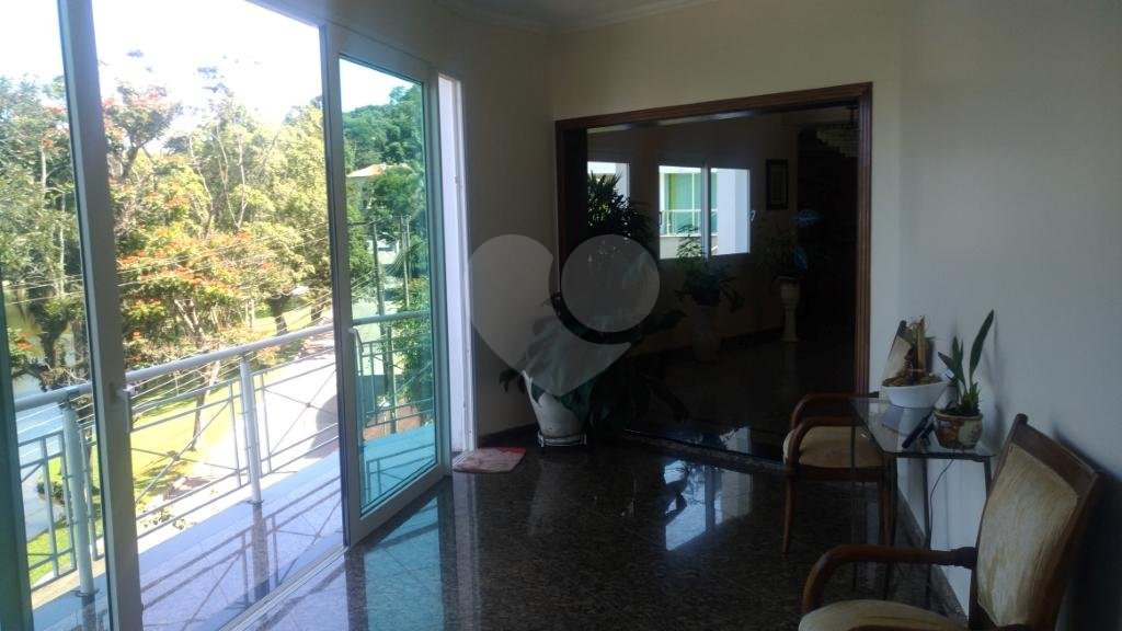 Casa à venda com 5 suítes em Arujázinho I, Ii e Iii, Arujá, SP