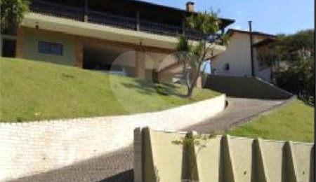 Casa à venda com 4 suítes em Alpes dos Araçás (jordanésia), Cajamar, SP