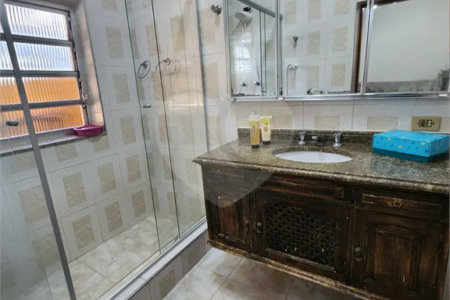 Sobrado à venda com 3 quartos, sendo 1 suíte, em Jardim Franca, São Paulo, SP