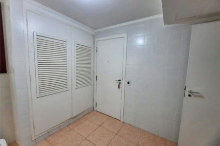 Apartamento Residencial à venda, Pitangueiras, Guarujá - AP0136.