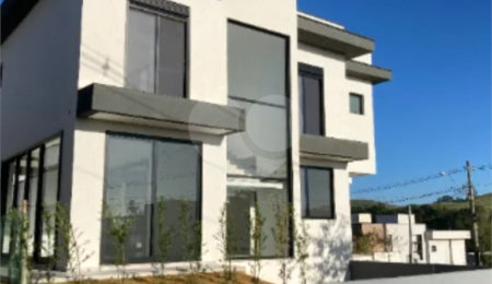 Casa à venda com 4 quartos, sendo 2 suítes,  no condomínio Reserva Granja Anita, Mogi das Cruzes - SP