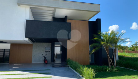 Casa à venda ou para alugar com 3 suítes no condomínio Alphaville Castello, Itu - SP
