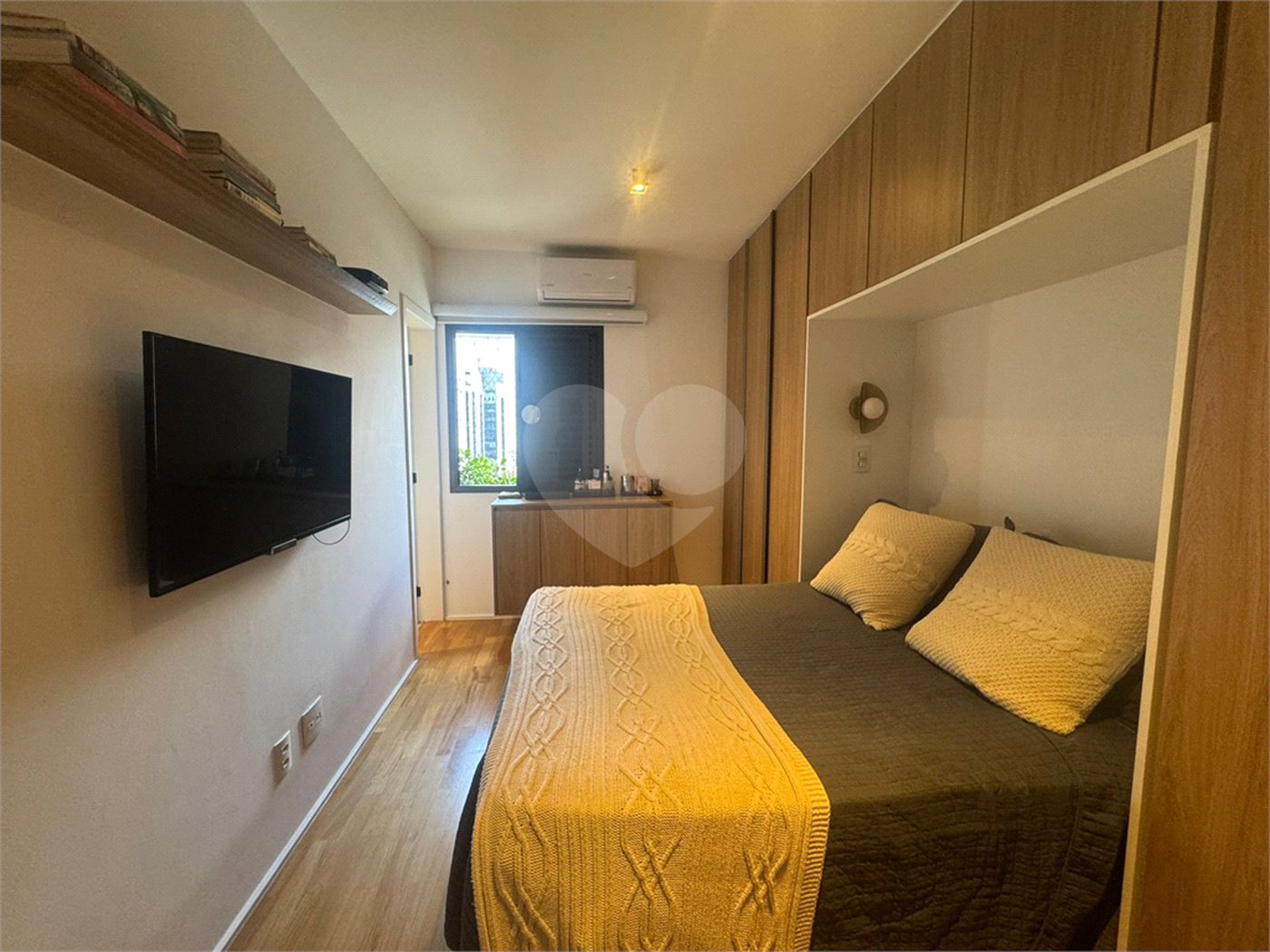 Apartamento à venda com 3 suítes em Indianópolis, São Paulo, SP