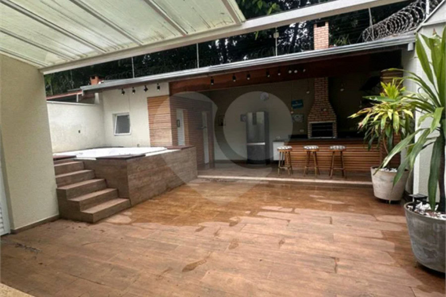 Casa de Condomínio com 3 Quartos e 2 banheiros à Venda, 311 m² por R$ 750.000