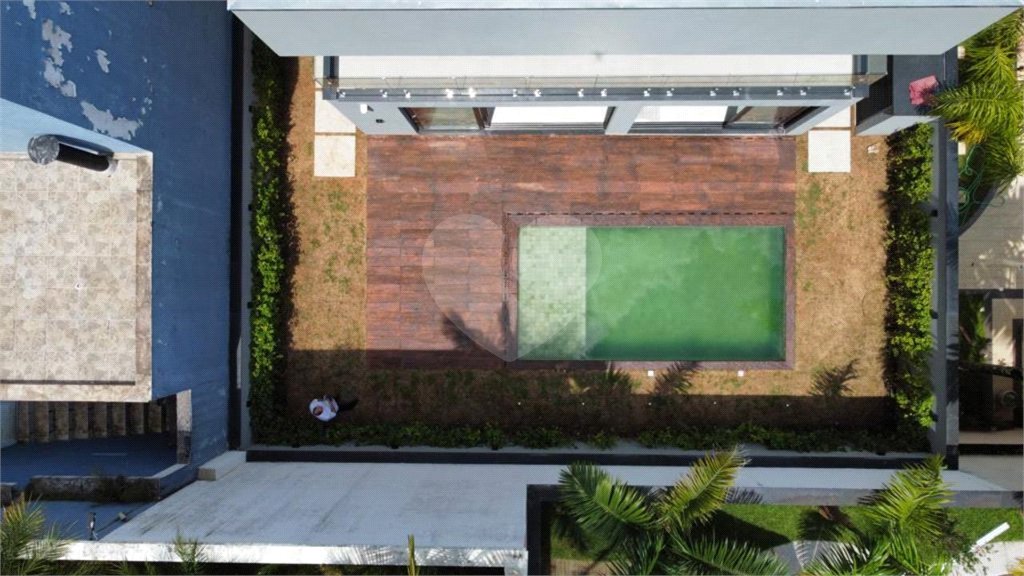 Casa à venda com 4 quartos, sendo 2 suítes, no condomínio Swiss Park, São Bernardo do Campo - SP