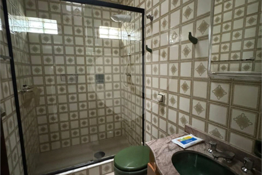 Casa Térrea à venda com 3 quartos, sendo 1 suíte, em Vila Madalena, São Paulo, SP