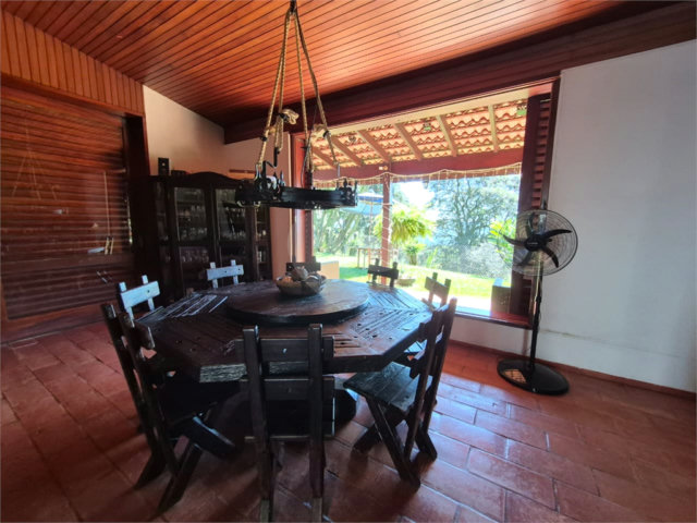 Casa Térrea à venda com 4 quartos, sendo 2 suítes,  em Roseira, Mairiporã, SP