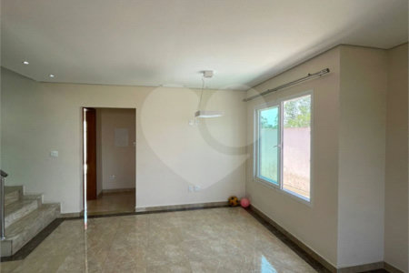 Casa à venda ou para alugar com 3 quartos, sendo 1 suíte, no condomínio Villagio Bella Citta, Mogi das Cruzes - SP