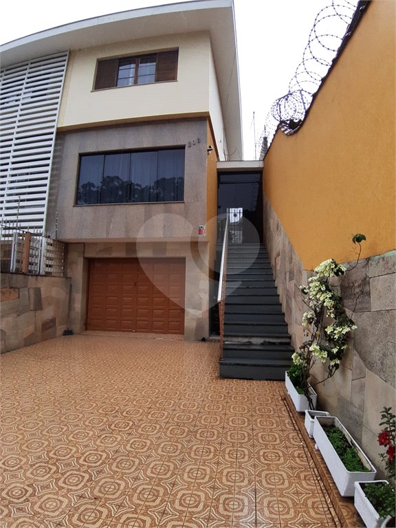 Sobrado à venda com 3 quartos, sendo 1 suíte,  em Vila Mazzei, São Paulo, SP