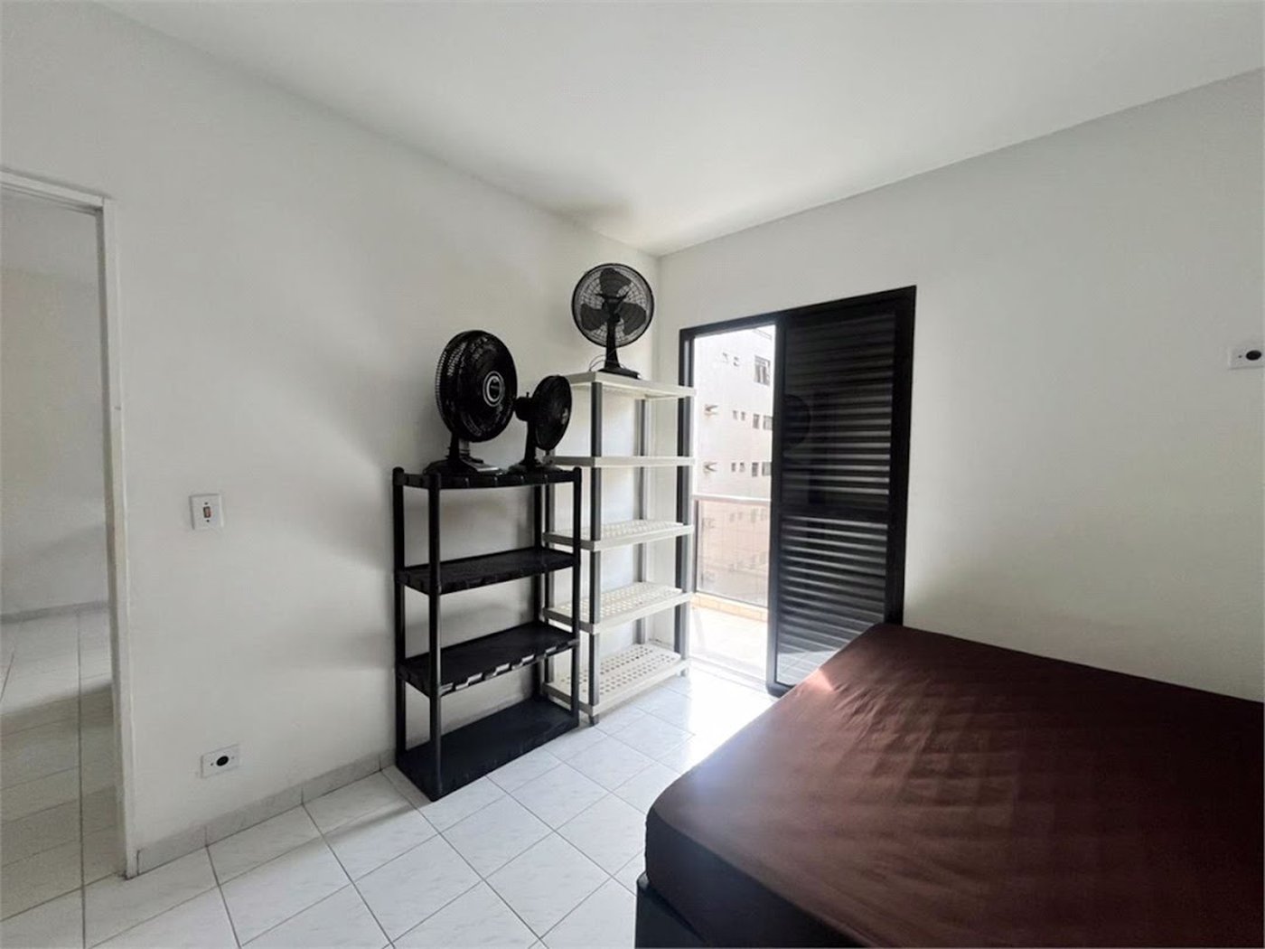 Apartamento com 1 dormitório à venda, 52 m² por R$ 281.000,00 - Jardim Três Marias - Guarujá/SP
