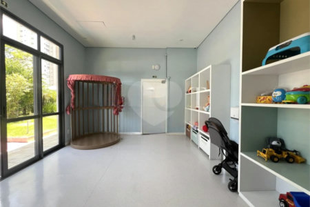 Apartamento à venda com 2 suítes em Vila Romana, São Paulo, SP
